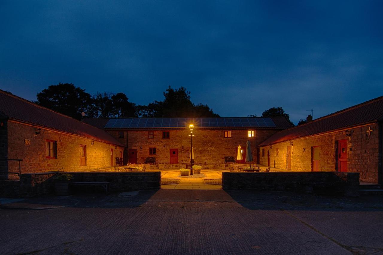 Rawcliffe House Farm Villa Pickering Bagian luar foto