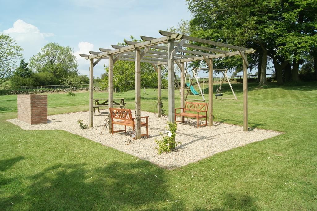 Rawcliffe House Farm Villa Pickering Bagian luar foto