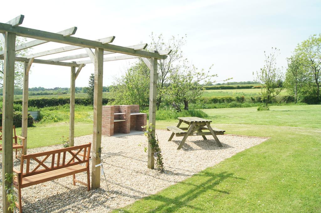 Rawcliffe House Farm Villa Pickering Bagian luar foto